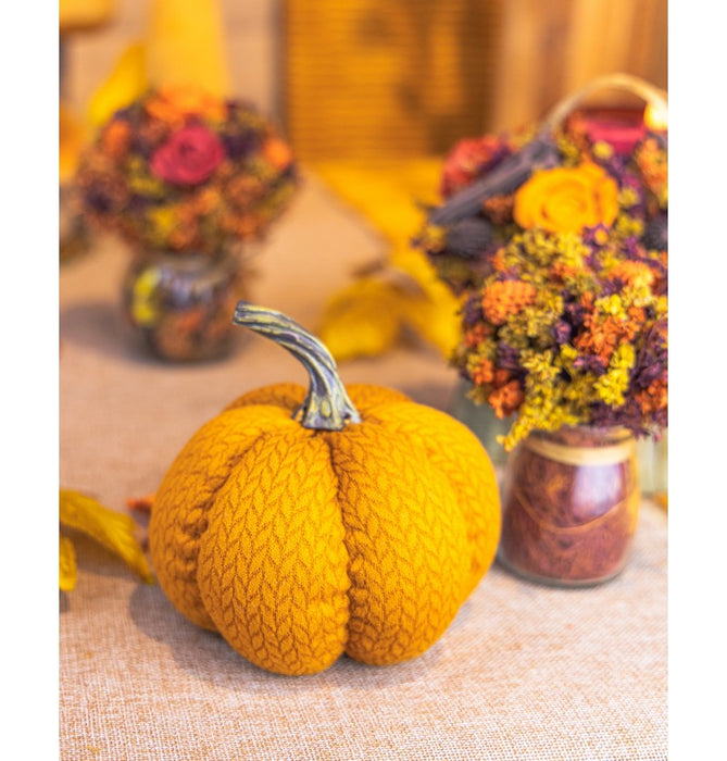 Oranger Stoff Kürbis 13 x 12 cm