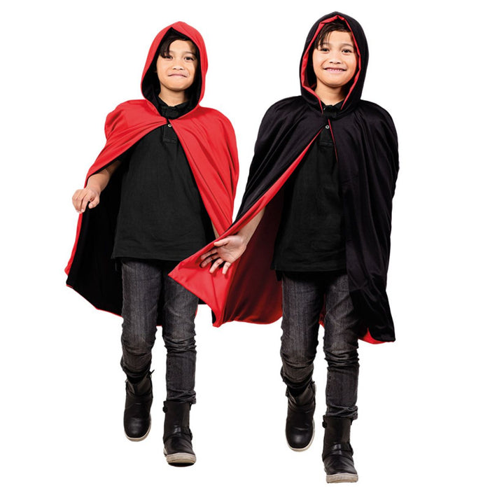 Kostüm Kid Cape m. Kapuze Schwarz/Rot wendbar 115c