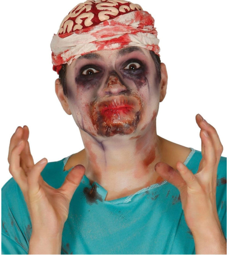 Make-up Narbe Mund zugenäht