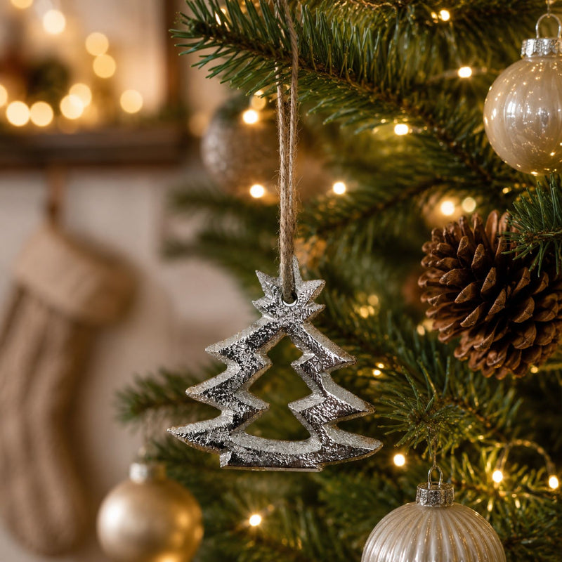 Weihnachtsdekoration Tannenbaum Silber Baumschmuck Anhänger | 6 x 6 cm