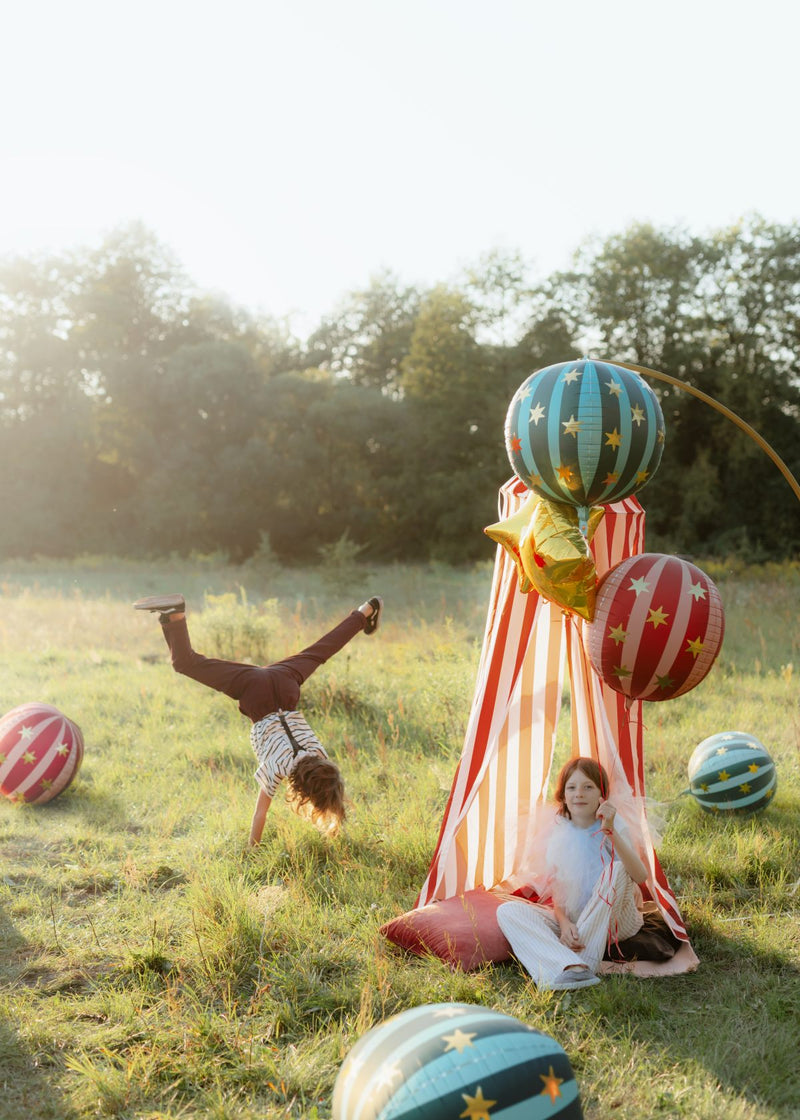 ABC Globe Folienballon "Sternenkugel" - Gestreift 50cm | Rosa/Rot